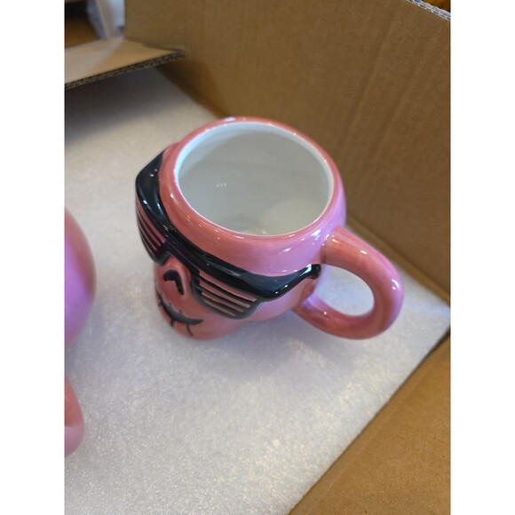 Hyde Eek Coffee Mugs 16oz Halloween Skulls Pink Set Of 2 Ceramic Cups NWT - Picture 4 of 4